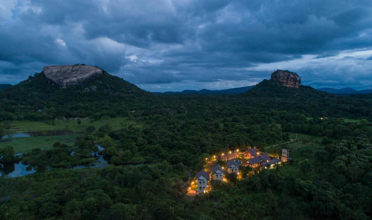 Roo Mansala Boutique Villas Sigiriya Buitenkant foto